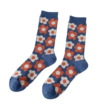 2022 Nove Jesenje i zimske Nove japanske Čarape s cvjetnim Uzorkom u retro stilu, Pamučne Čarape srednje dužine, ženske Modne Korejski Čarape